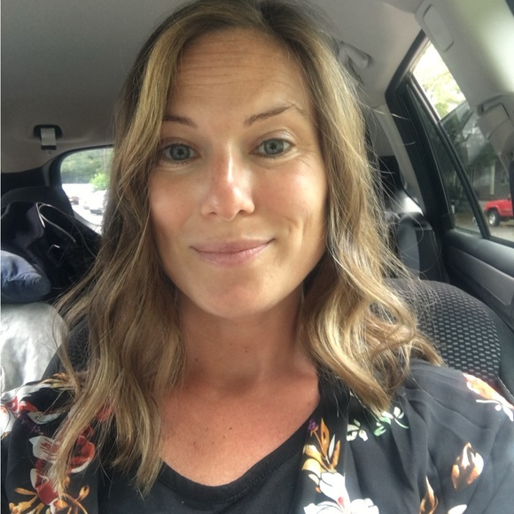 Meet your Posher, Dara - Picture 1 of 1